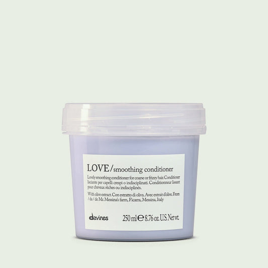 Davines LOVE smoothing conditioner, 250 ml tub