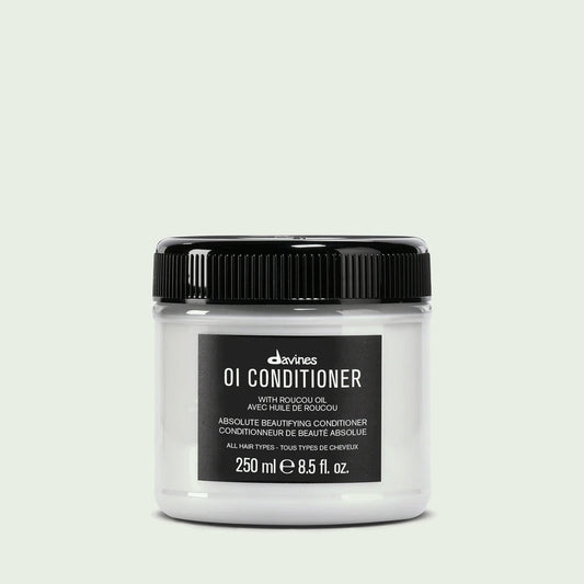Davines OI Conditioner, 250 ml jar